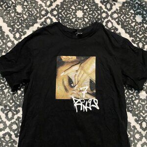 Ariana Grande Black 7 Rings T-Shirt - Size 6